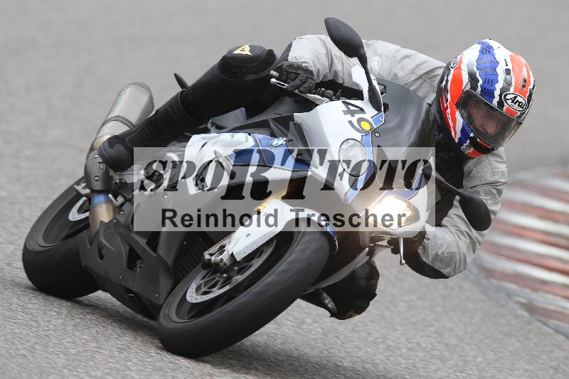 Archiv-2025/10 23.04.2025 Cornu Master School ADR/rot-rouge/49